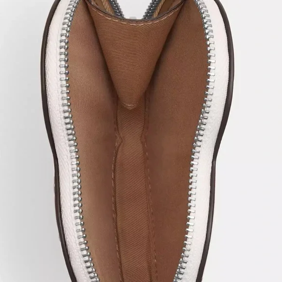 Coach Heart Coin Case With Cherry Print nwt in packaging - Picture 2 of 5